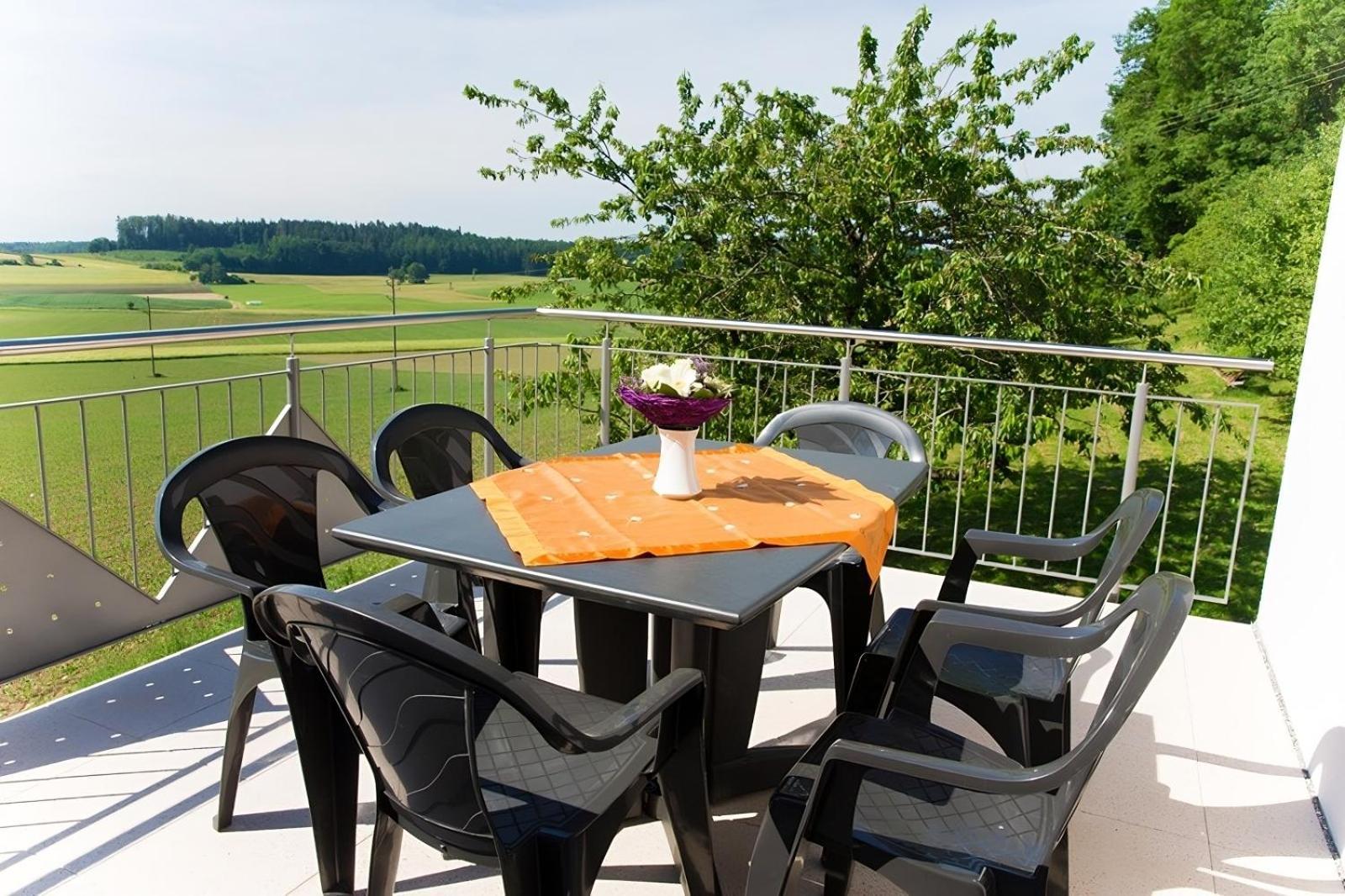 Mayer Burghöfe Owingen Exterior foto